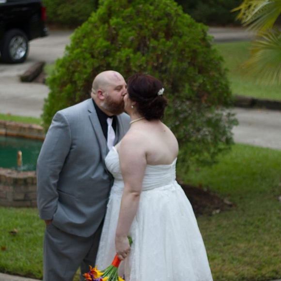 Meet your Posher, Allison - Picture 1 of 1